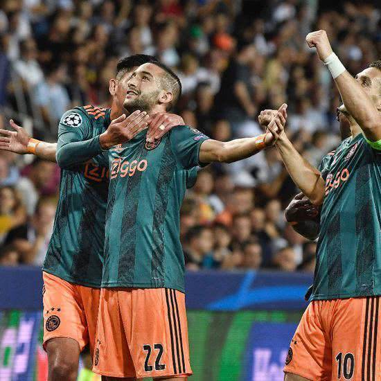 这场比赛中 这场比赛中