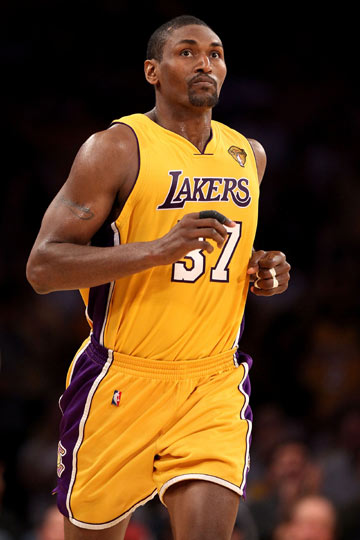 被队医紧急 被队医紧急